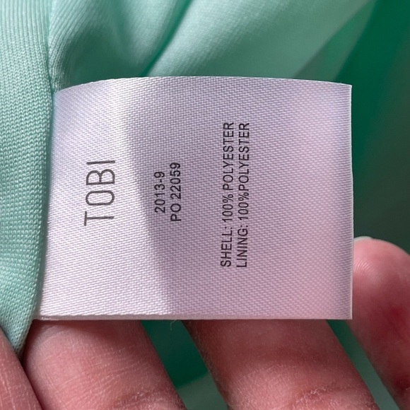 Tobi Woman’s Size XS Mint Green Cold Shoulder Dress NWT - Picture 9 of 11